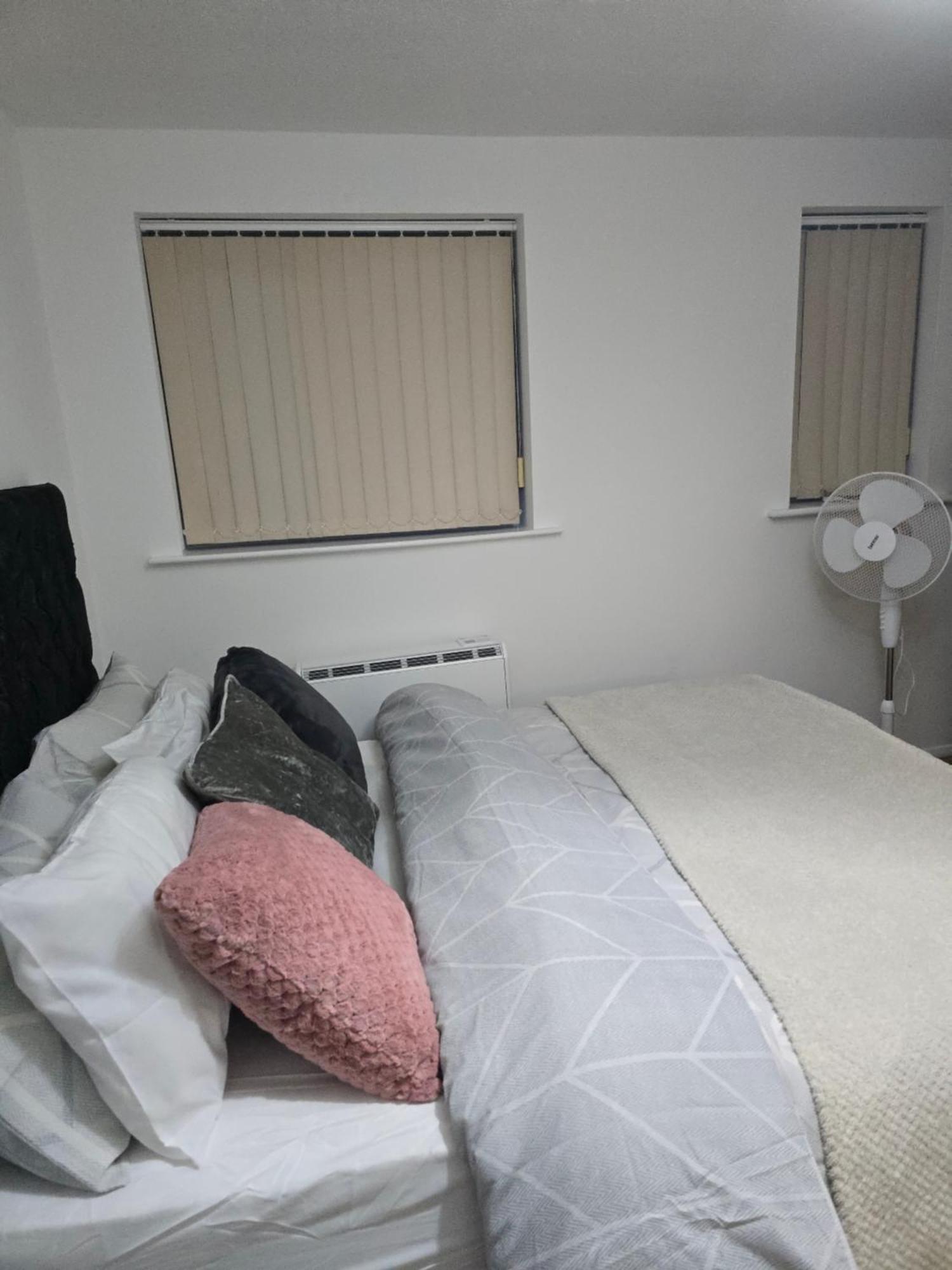 Emerald With Triple A Star Proximity Holiday home *