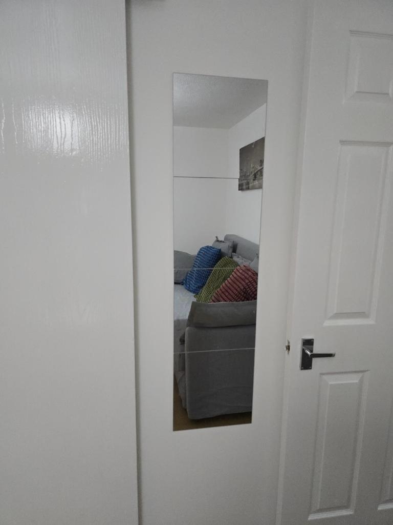 Emerald With Triple A Star Proximity * London